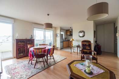 Appartement 3 pièces 251904 €