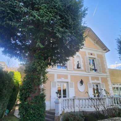 Maison 8 pièces 1390000 €