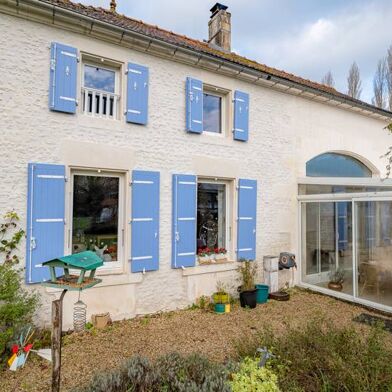 Maison 9 pièces 318000 €