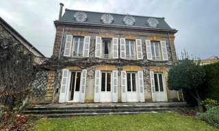 Maison 11 Pièces 240 m² à vendre à Cours (69470)