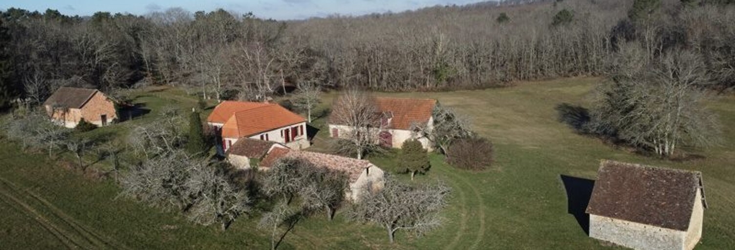 Maison 5 Pièces 100 m² à vendre à Saint-Félix-de-Reillac-et-Mortemart (24260)