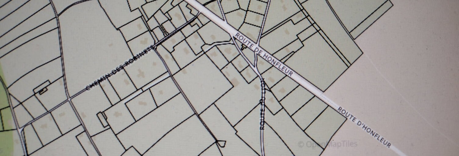 Terrain  3635 m² à vendre à Fatouville-Grestain (27210)