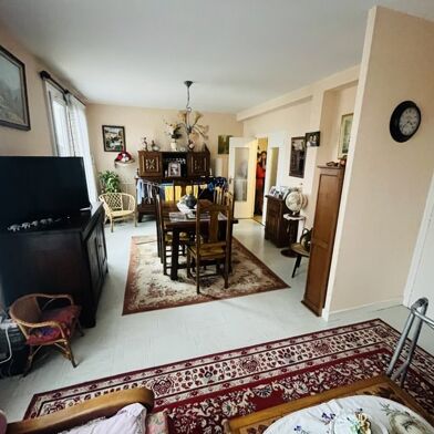 Appartement 3 pièces 112224 €