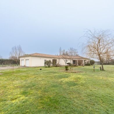 Maison 5 pièces 330899 €