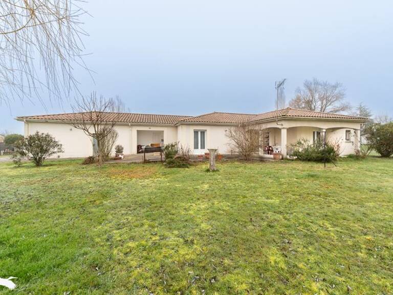 Contemporaine de 5 pièces principales — photo 1