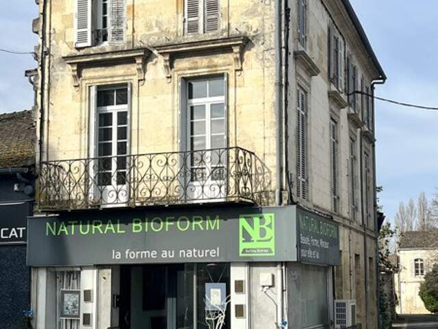 Maison de ville de 4 pièces principales — photo du bien