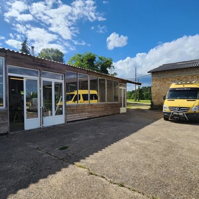 Maison 11 pièces 397000 €