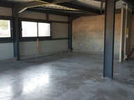LURE, Local commercial à aménager de 250 m2 dans bâtiment ne — photo 2