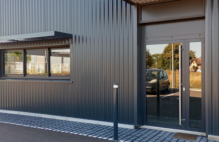 LURE, Local commercial à aménager de 250 m2 dans bâtiment ne — photo 5