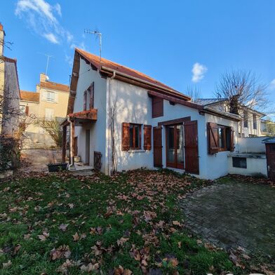 Maison 4 pièces 325500 €
