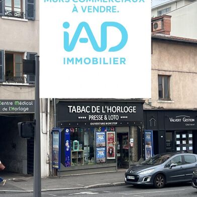 Commerce  262000 €