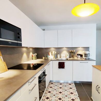 Appartement 4 pièces 699000 €