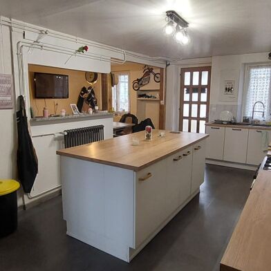 Maison 7 pièces 130000 €