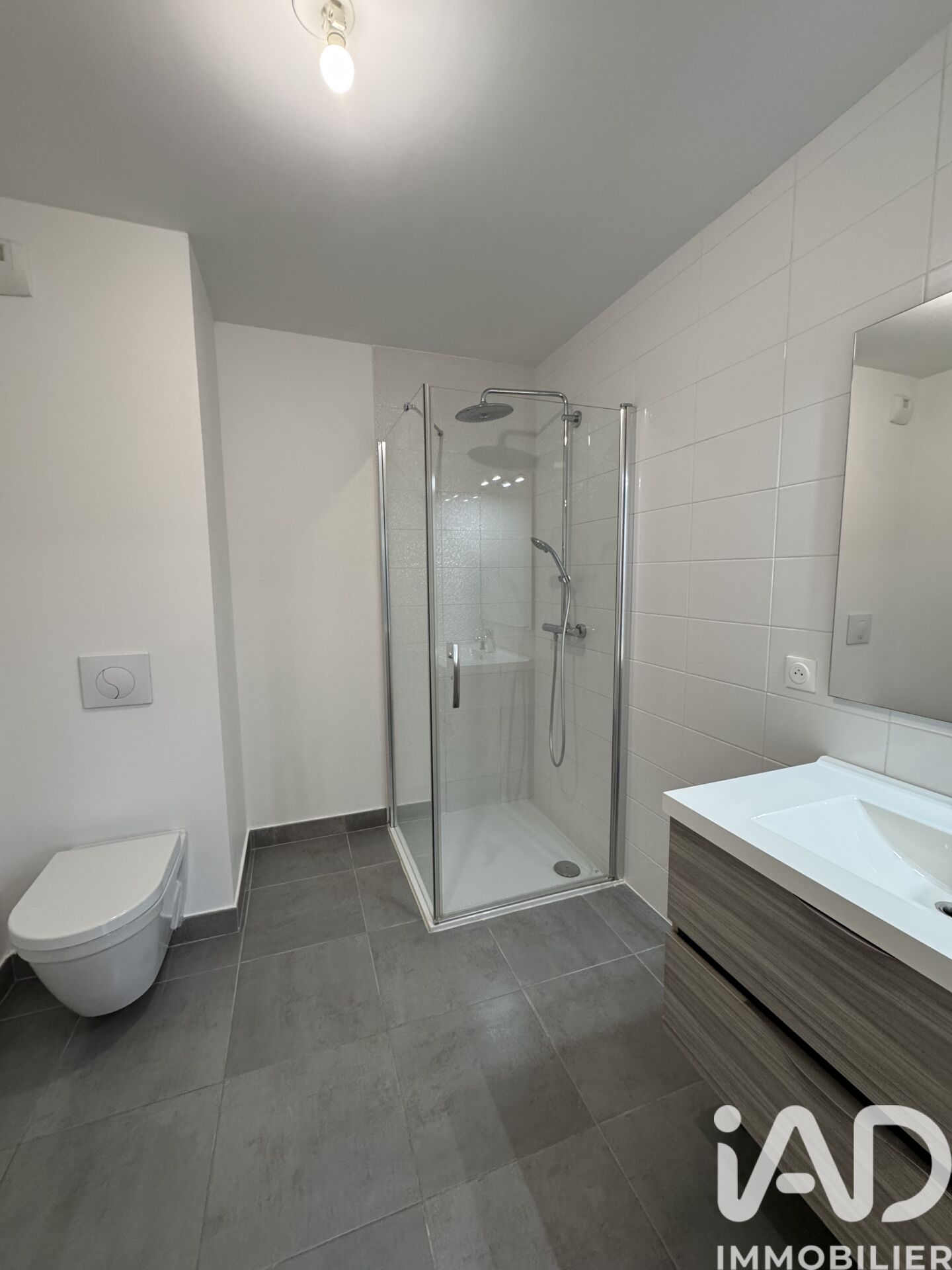 Vente Appartement 1 pièce - Photo 2