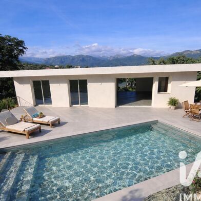 Maison 8 pièces 1230000 €