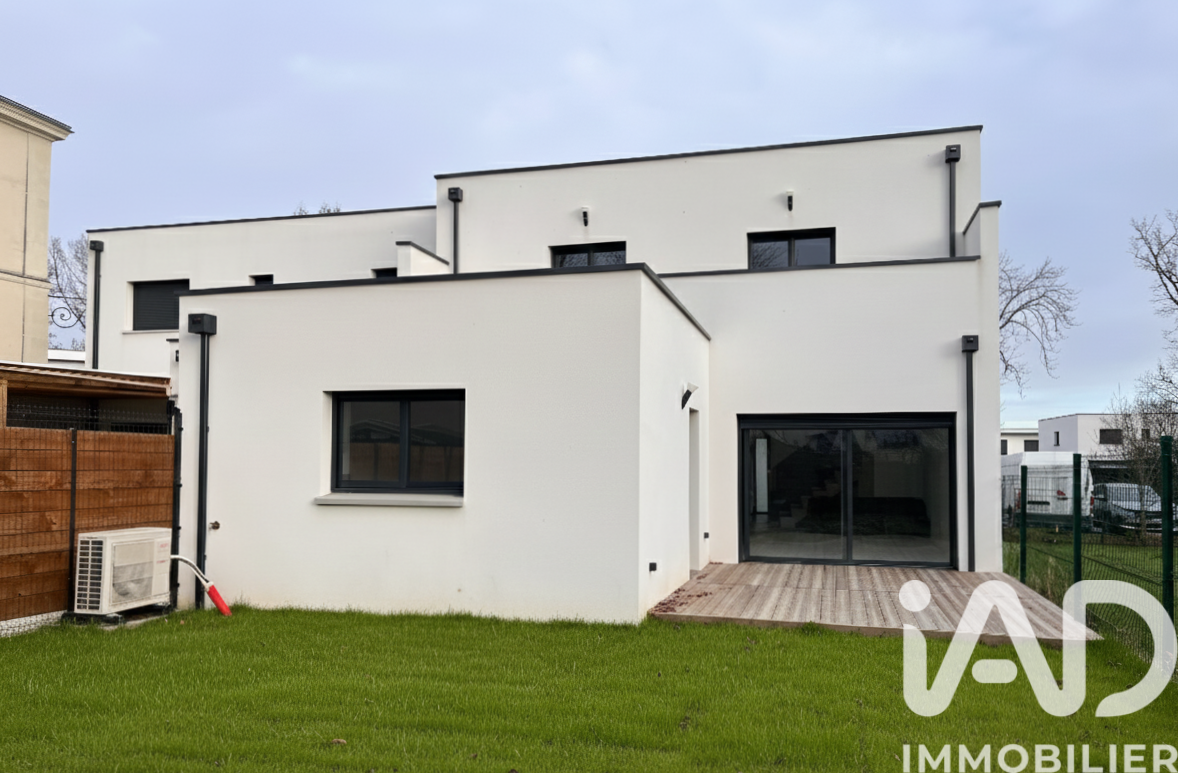 Maison à vendre, 8 pièces, 200 m², Trélazé