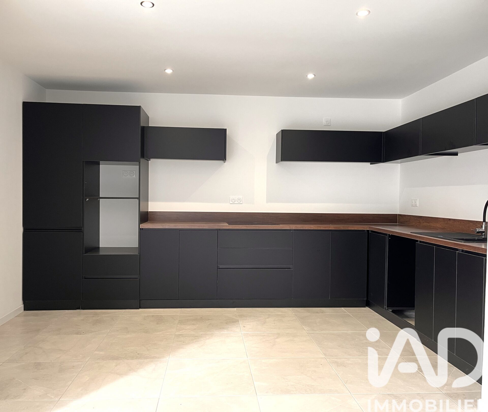 Vente Maison/villa 8 pièces - Photo 3
