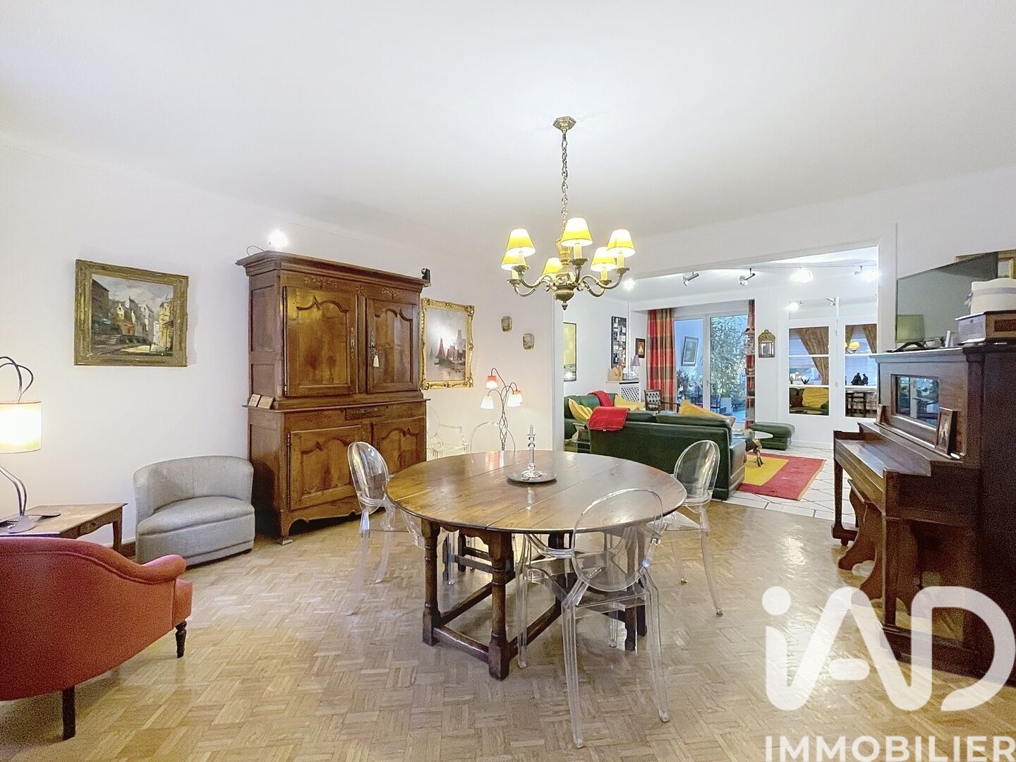 Douai - 319m² - 6p. - 4ch.