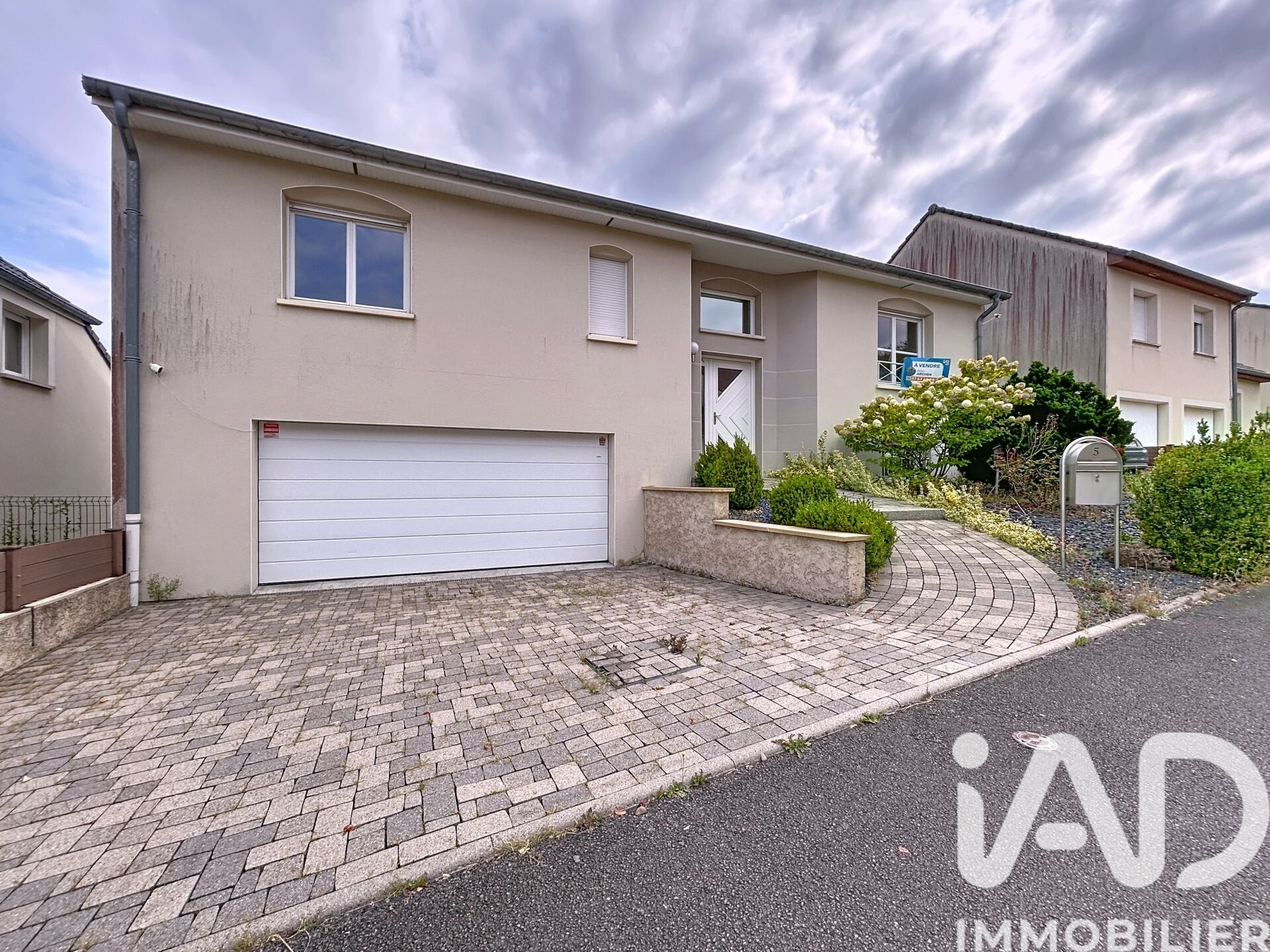 Audun-Le-Roman - 170m² - 6p. - 4ch.