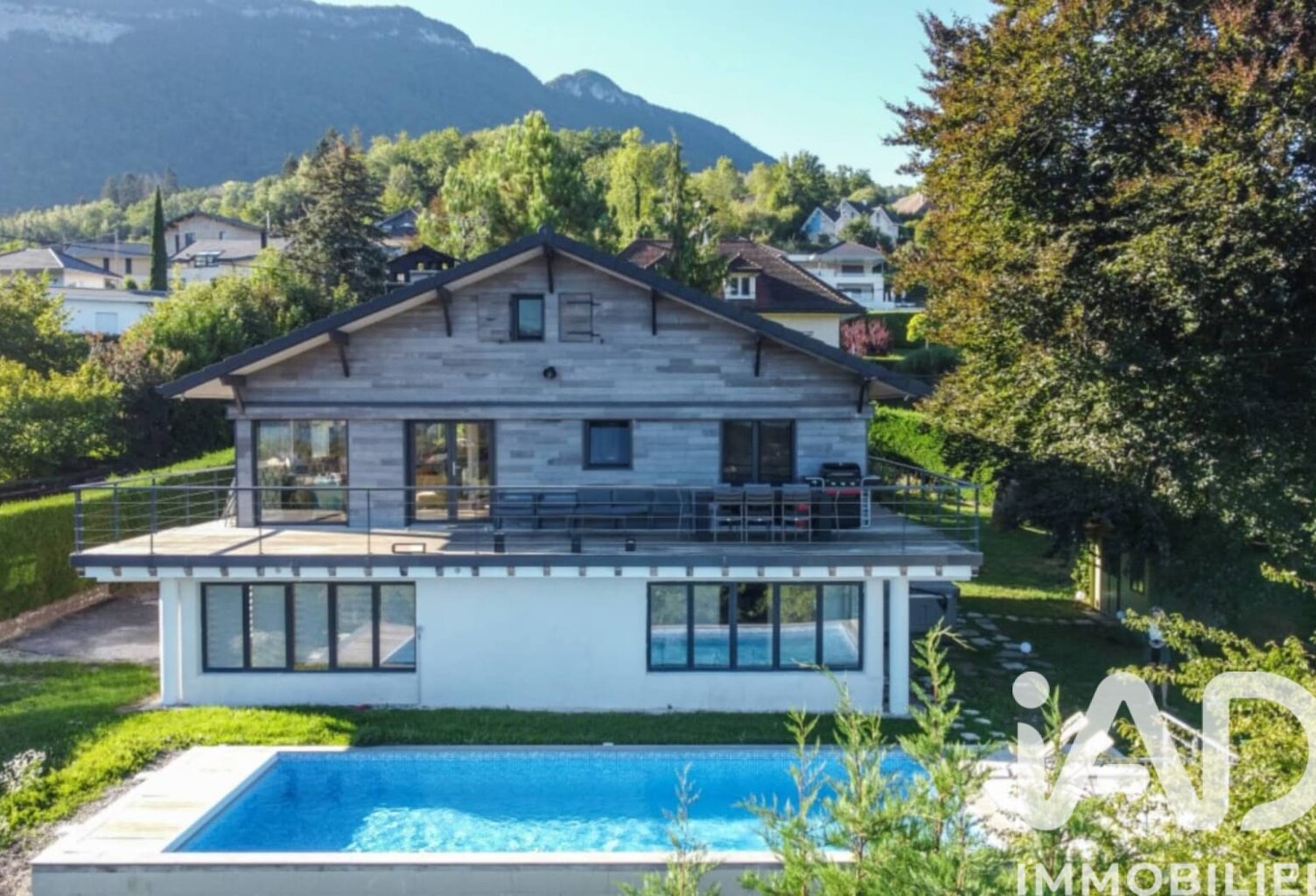Vente Maison/villa 10 pièces — photo 1