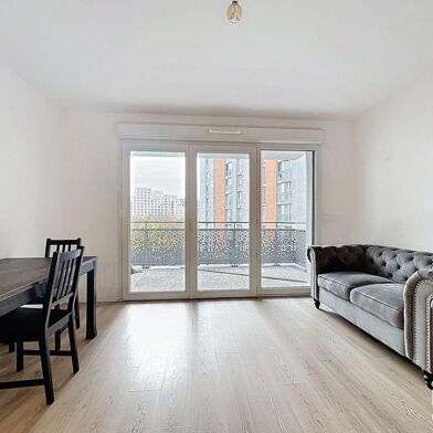 Appartement 3 pièces 1096 €