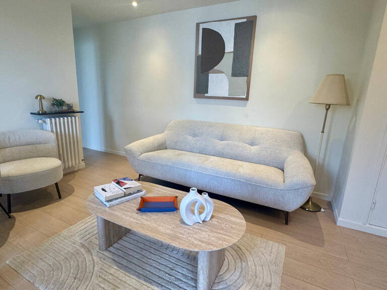 CANNES BASSE CALIFORNIE T3 RENOVE AVEC TERRASSE — photo 1