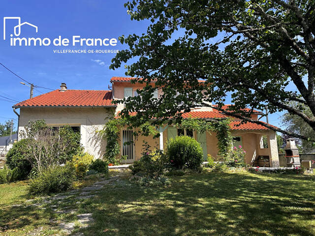 Plain-pied de 119 m², 4 chambres, bureau, 2 garages sur terrain de 1013 m² — photo du bien