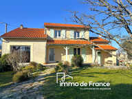 Plain-pied de 119 m², 4 chambres, bureau, 2 garages sur terrain de 1013 m² — photo 2