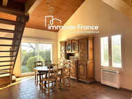 Plain-pied de 119 m², 4 chambres, bureau, 2 garages sur terrain de 1013 m² — photo 3