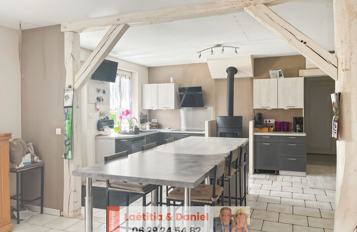 Maison à vendre 9 pièces Proche de VERNEUIL SUR AVRE (27) — photo 2