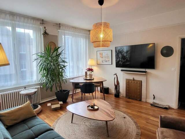 Rouen proche clinique de l'Europe : Superbe Appt 92 m² - 1er E - 3 Ch - PK ext facile ... Opportunité à saisir ! — photo du bien