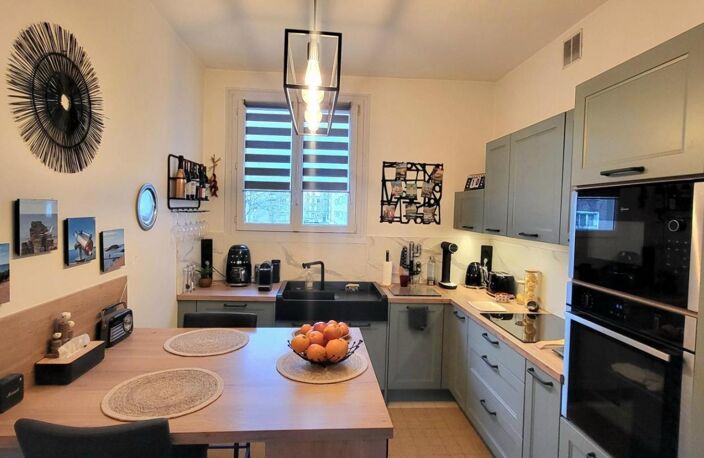 Rouen proche clinique de l'Europe : Superbe Appt 92 m² - 1er E - 3 Ch - PK ext facile ... Opportunité à saisir ! — photo 3