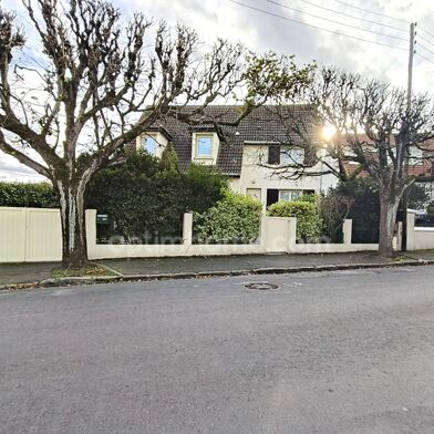 Maison 7 pièces 469000 €