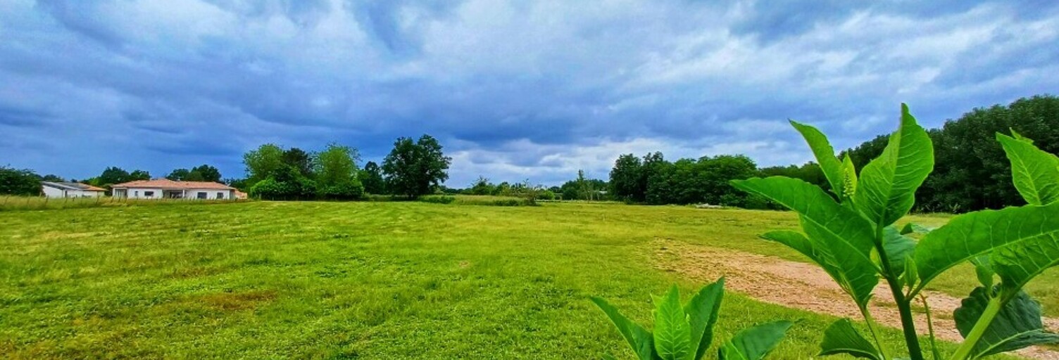 Terrain  690 m² à vendre à Le Tuzan (33125)