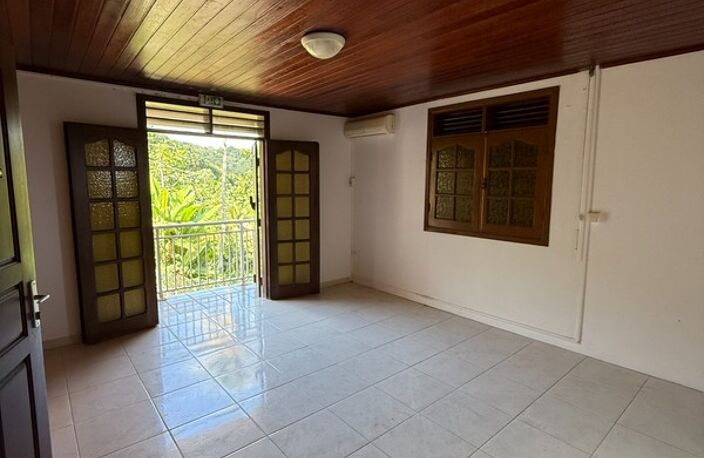 Idéal Investisseur – Ensemble Immobilier de 3 appartements (T6 – T3 loué – T2) Sainte-Luce — photo 5