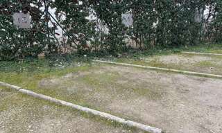 Garage   m² à louer à Salon-de-Provence (13300)