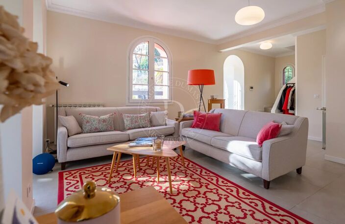 Villa de charme avec piscine et terrain plat — photo 4