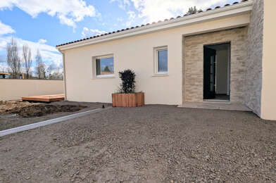 Maison 5 pièces 374400 €