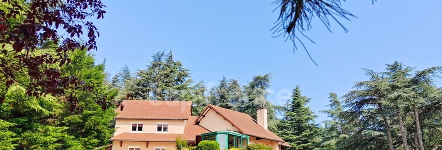 Maison 7 Pièces 201 m² à vendre à Givry (71640)