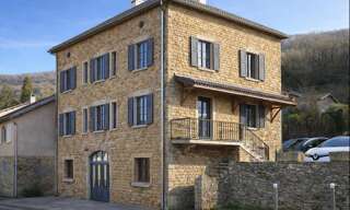 Immeuble  371 m² à vendre à Poleymieux-au-Mont-d'Or (69250)