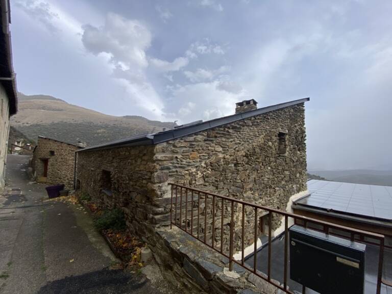 Dpt Pyrénées Orientales (66), à vendre JUJOLS maison en pierres rénovée 4 pièces 128 m² terrasse, cave — photo 1