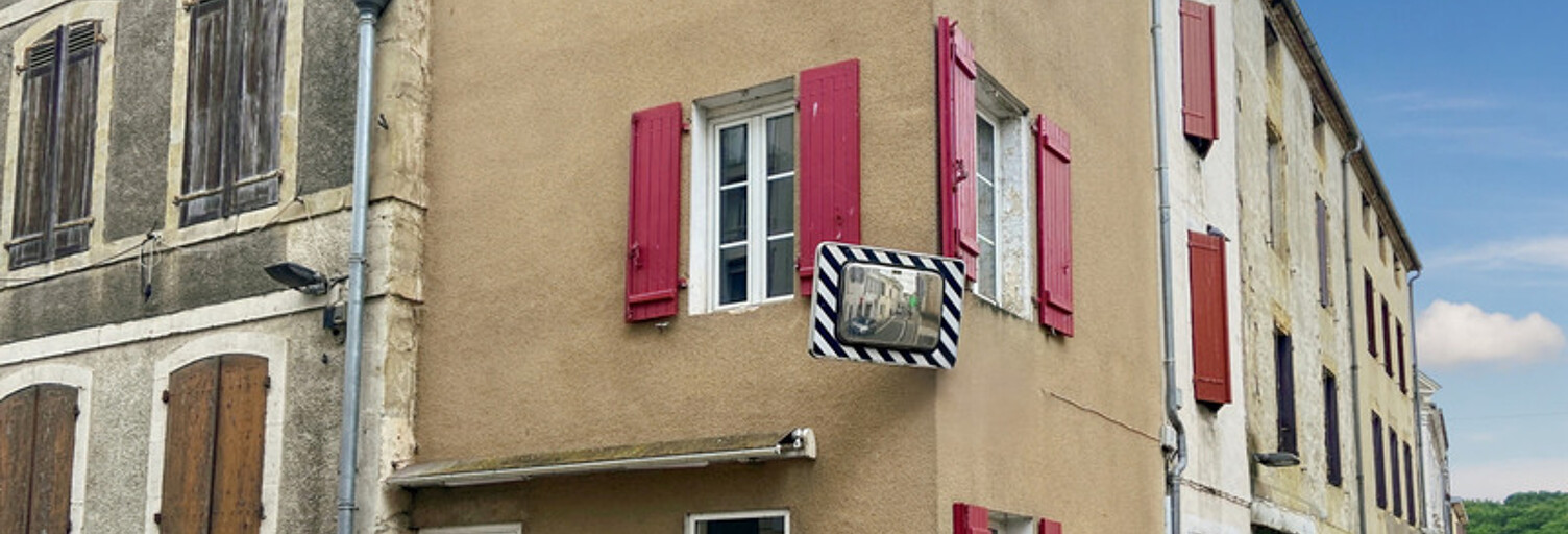 Immeuble  45 m² à vendre à Aire-sur-l'Adour (40800)