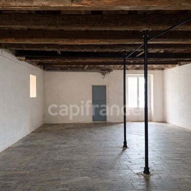 Maison 6 pièces 160000 €