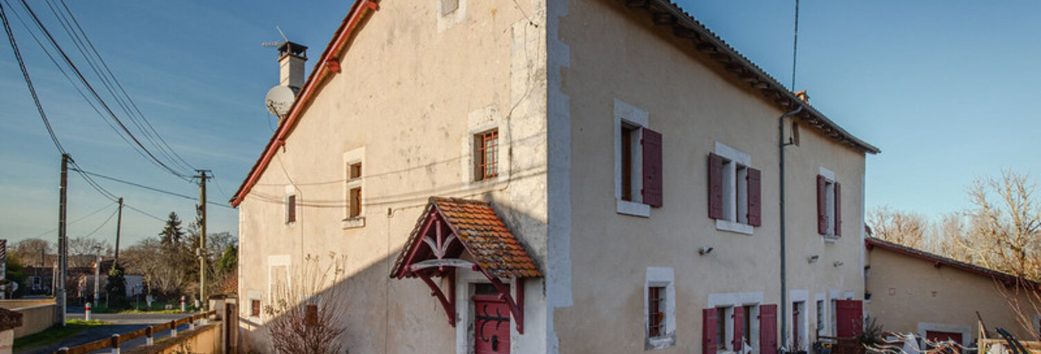 Maison 8 Pièces 236 m² à vendre à Neuvic (24190)