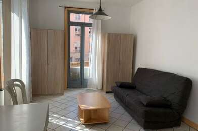 Appartement 1 pièces 700 €