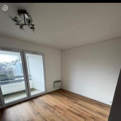 Appartement 2 pièces 560 €
