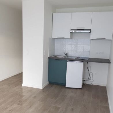 Appartement 1 pièces 840 €
