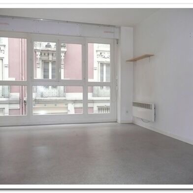 Appartement 1 pièces 425 €