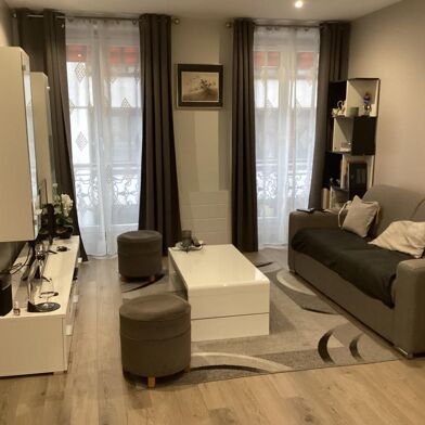 Appartement 2 pièces 1300 €