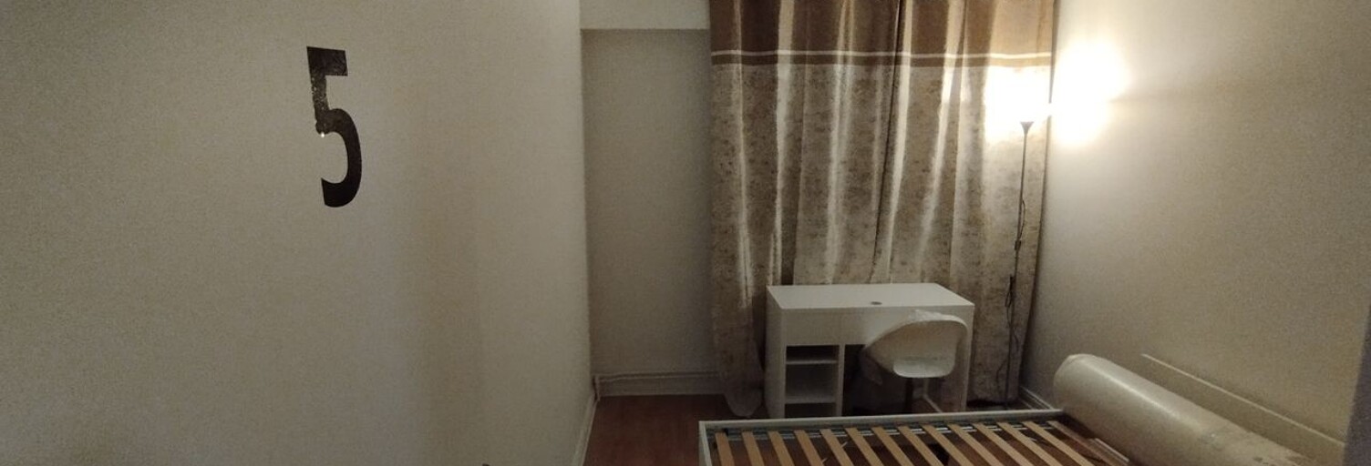 Appartement 1 Pièce 9 m² à louer à Évry-Courcouronnes (91000)